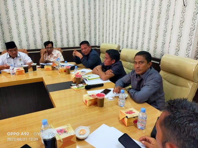 DPRD Rohil RDP Dengan PTPN IV Dan Laksamana Raja Dilaut