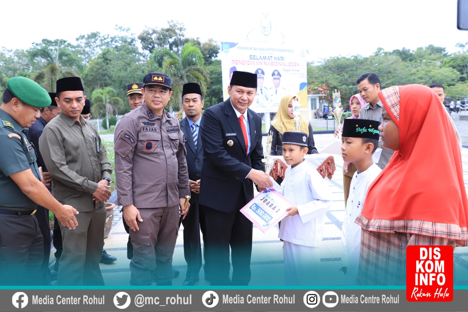 Wabup Indra Gunawan Beri Apresiasi Pada Guru Tanpa Bosan Meningkatkan SDM Bagi Generasi Bangsa