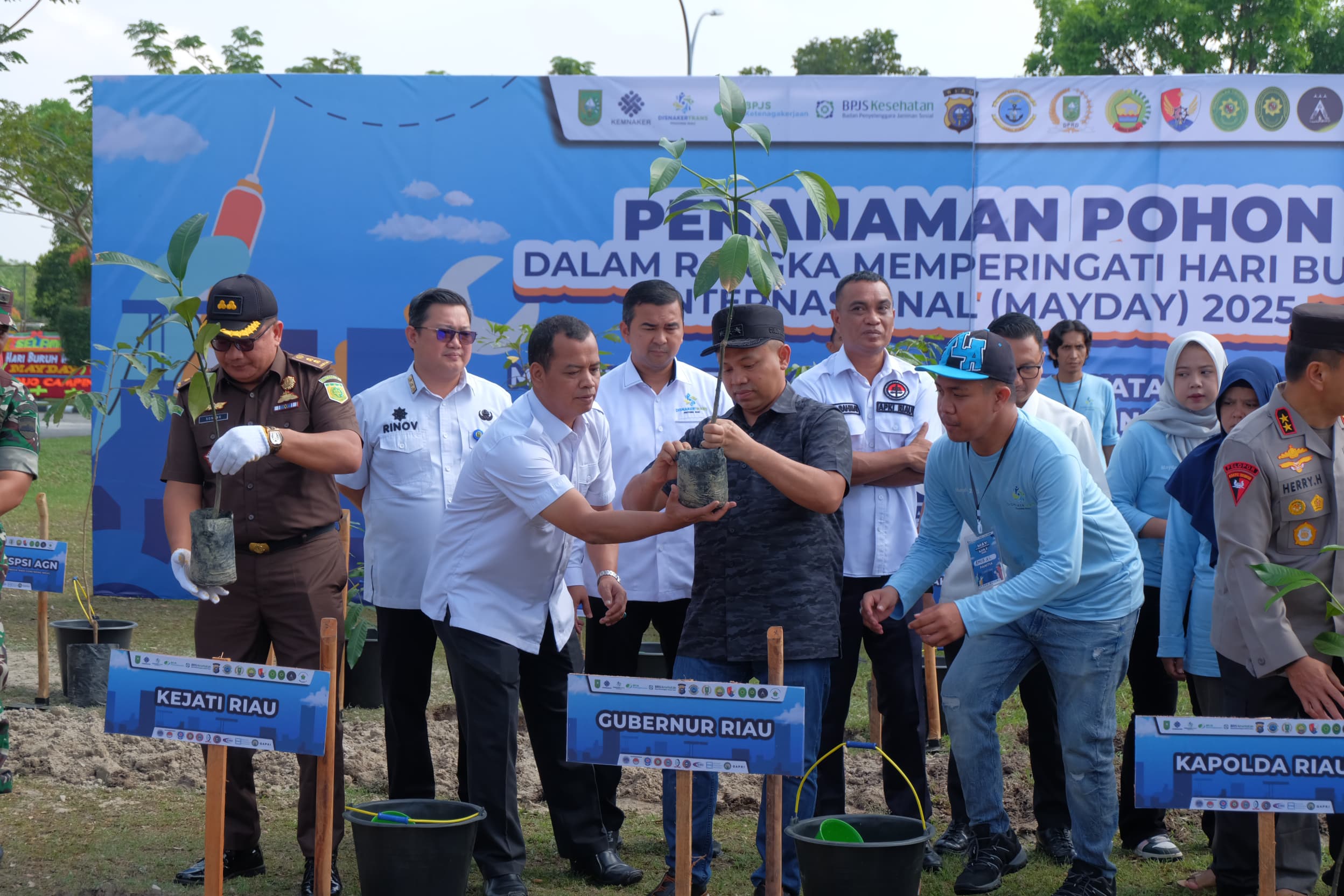 Peringatan May Day 2025 Tingkat Provinsi Riau Berlangsung Sukses