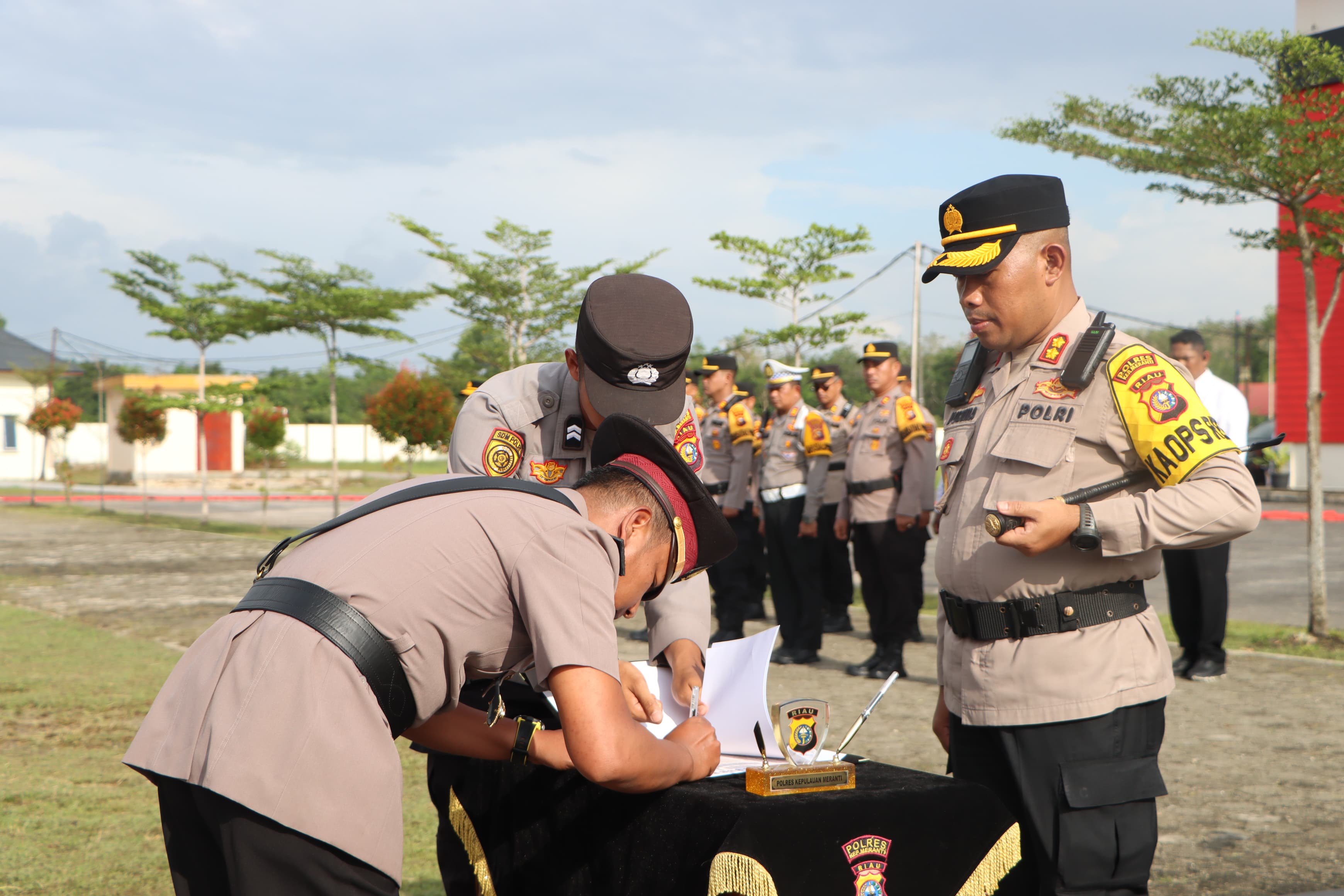 Kapolres Kep Meranti Pimpin Upacara Sertijab, Empat Pejabat Baru Resmi Dilantik
