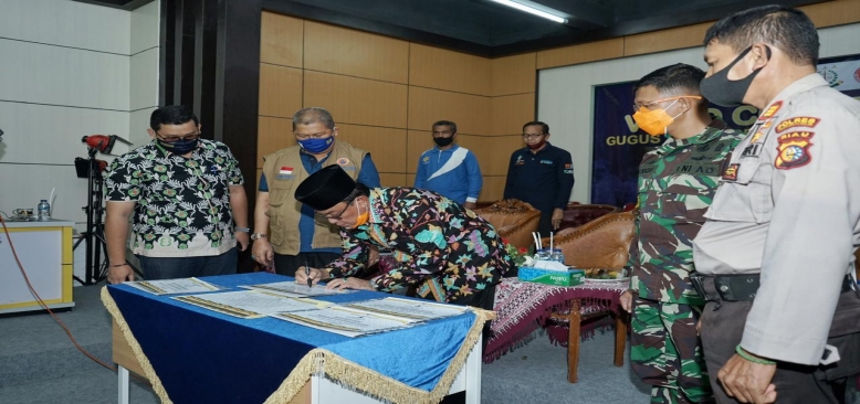 Bupati Inhil Resmikan 3 Dermaga dan 2 BLKK