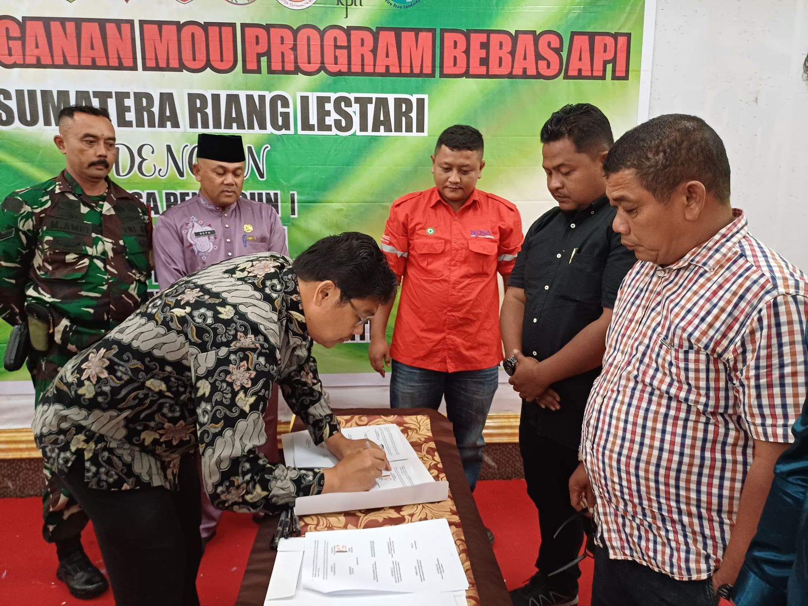 PT SRL dan Desa Penyagun Mantapkan Komitmen Bersama dalam Program Desa Bebas Api