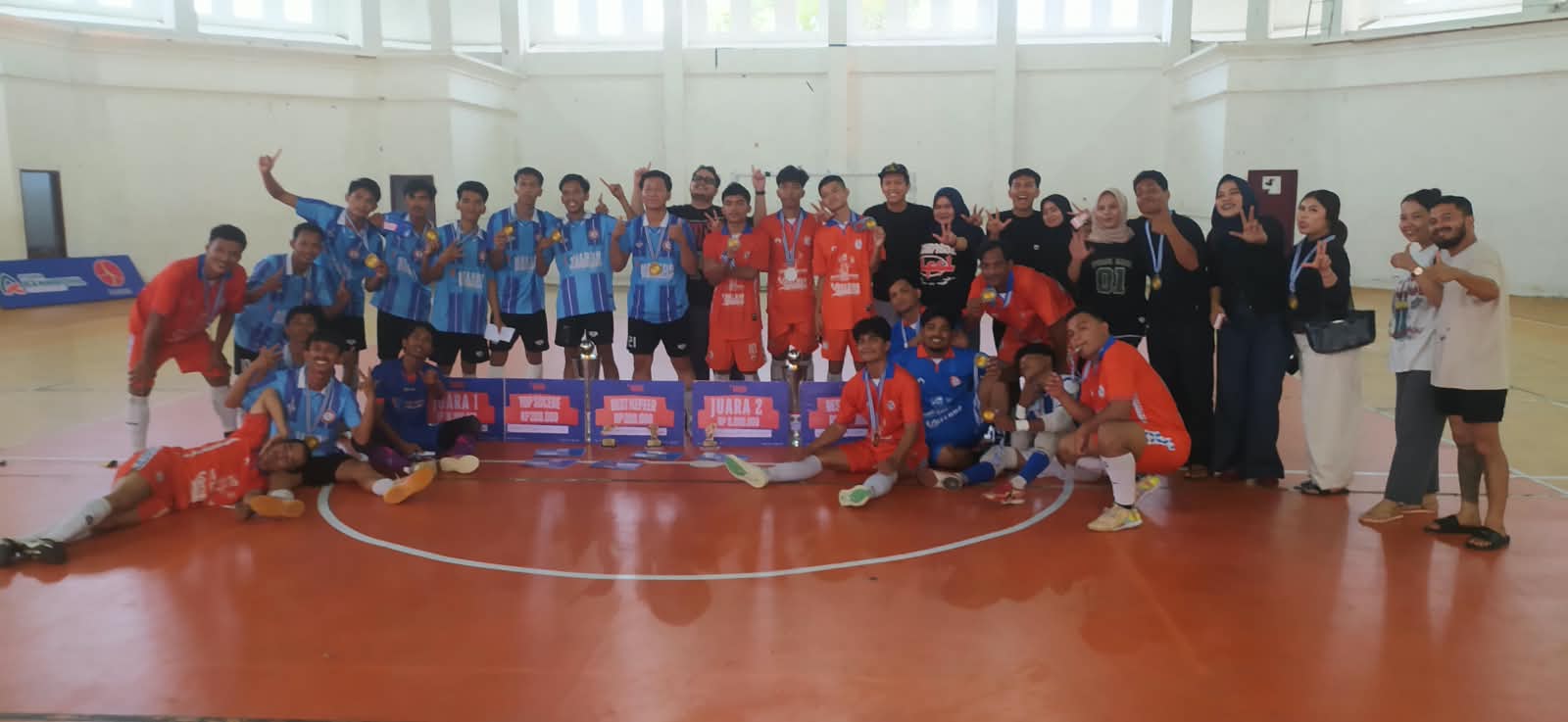 HUT Pertama, Cafe Kelana Bahagia Gelar Turnamen Futsal