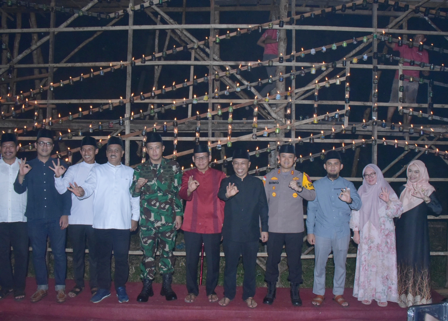 Bupati Kasmarni Sambut Baik dan Apresiasi Semua Pihak Atas Pertahankan Tradisi Lampu Colok