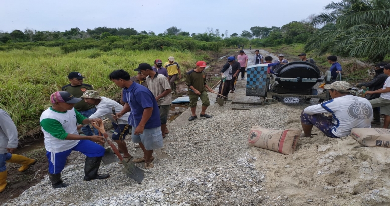 Berkat TMMD Ke-108 Kodim 0303,  Warga Desa Api Api Bangga Kemajuan Infrastruktur Jalan Desa Bisa di Nikmati