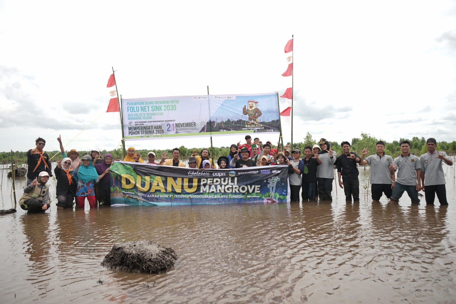 BDPN dan Perempuan Duanu Tanam 10.000 Mangrove Sempena Hari Pohon Sedunia 2025
