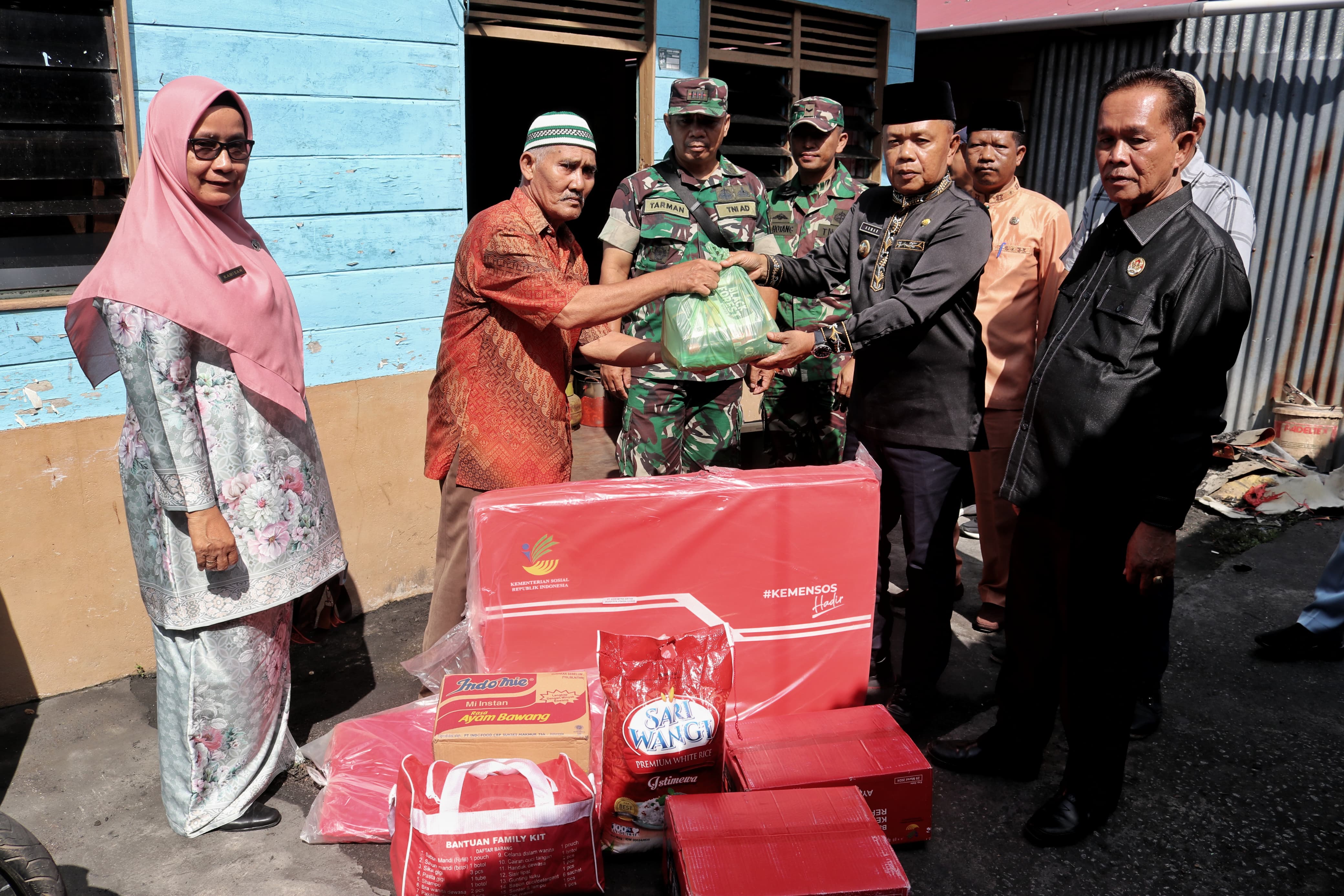Plt Bupati Asmar Kunjungi Rumah Korban Musibah Kebakaran di Tanah Lot Selatpanjang