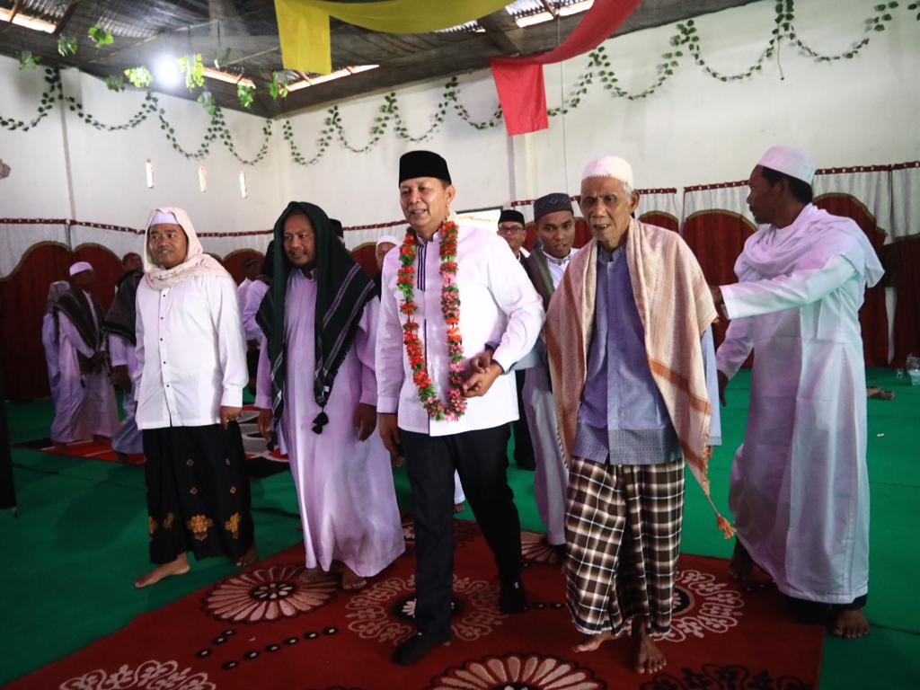Wabup Rohul  Hadiri Maulid Nabi sekaligus Syukuran Peresmian   Surau Suluk Almuqarromah di Desa Tapung Jaya