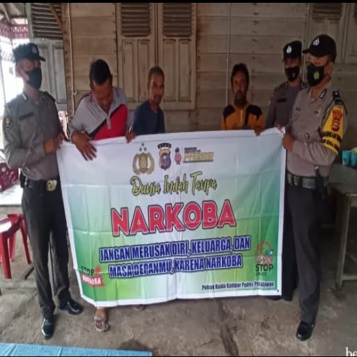 Polsek Kuala Kampar Sosialisasi Bahaya Narkoba di Pelabuhan Teluk Dalam