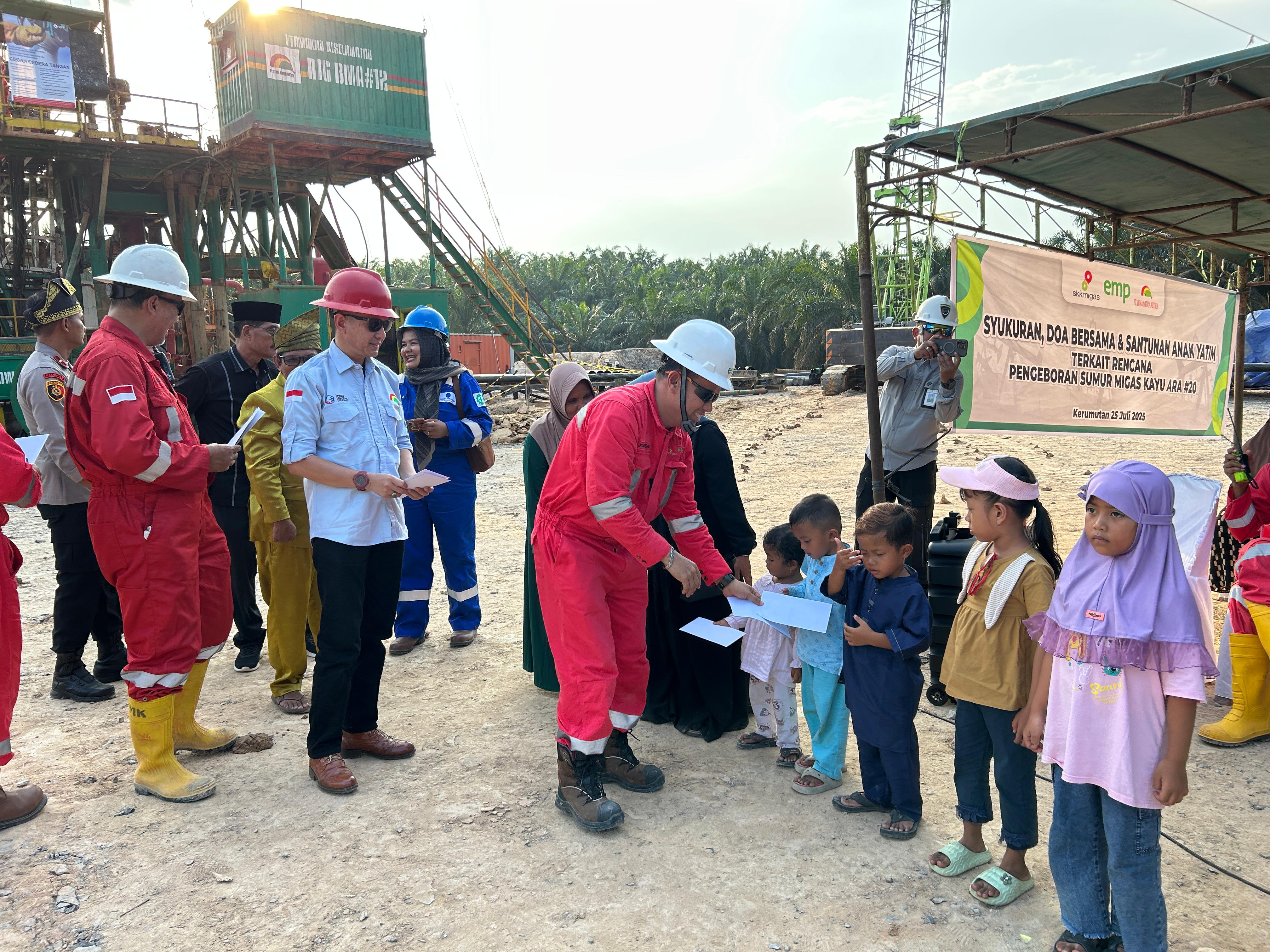 EMP Energi Riau Tajak Sumur Kayu Ara 20: Dorong Produksi Migas Nasional dan Kepedulian Sosial