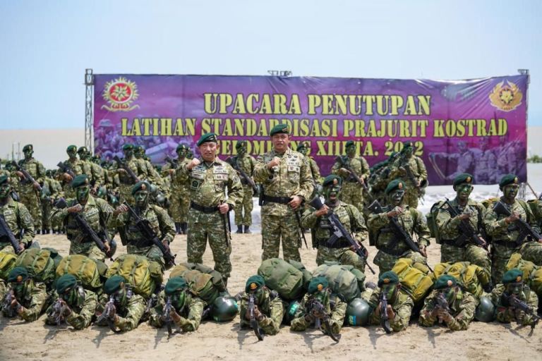 Kapolri Jadi Warga Kehormatan Kostrad,  TNI-Polri Terus Bersinergi