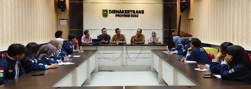 Mahasiswa Fakultas Teknik Kimia Unri Kunjungan  ke Disnakertrans Riau