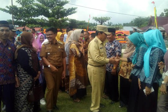 Silaturahmi Sekaligus Bupati Sukiman Resmikan Kantor Desa Simpang Harapan