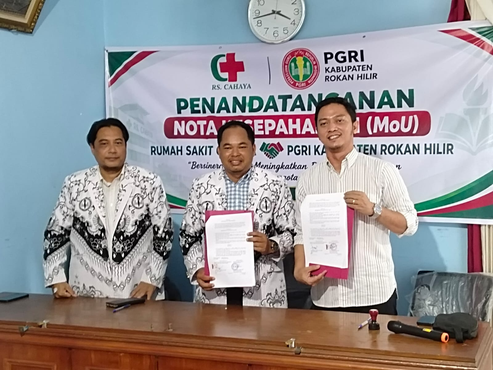 PGRI Rohil Perluas Perlindungan Guru Lewat Kerjasama Dengan RS Cahaya