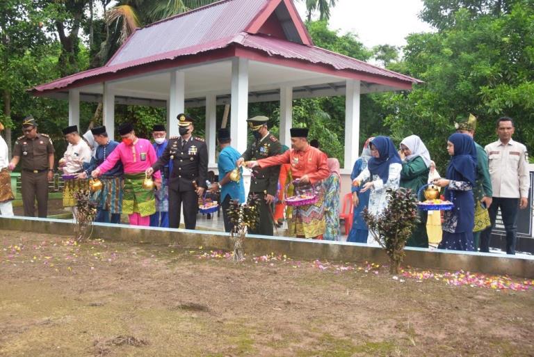 Ziarah Makam Dara Sembilan, Situs Budaya yang Wajib Dilestarikan