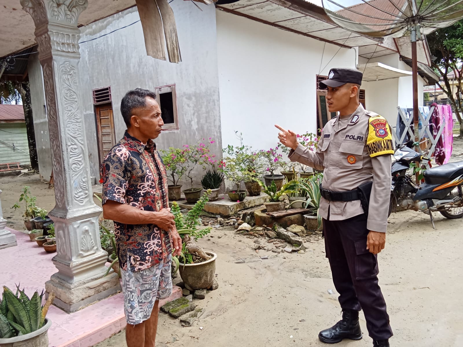 Patroli Rutin Polsek Simpang Kanan Berhasil Ciptakan Situasi Aman dan Kondusif