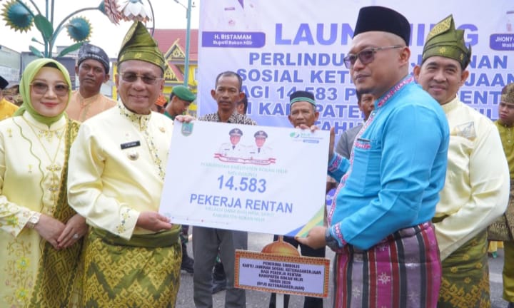 Pemkab Rohil Gelar Upacara HUT Rohil ke-27