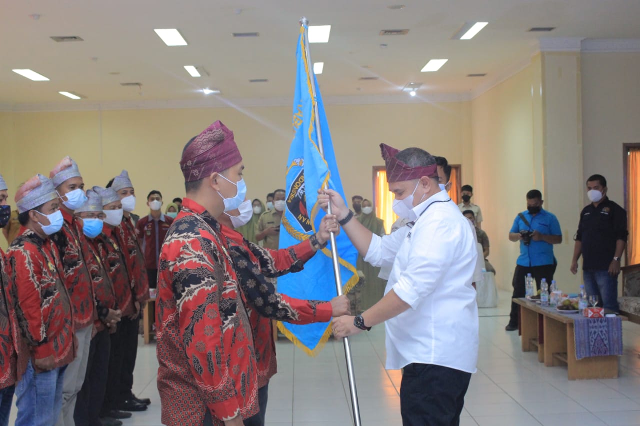 Ketua PWI Rohul Masa Bhakti 2021-2024 di Lantik, Amin Berharap Bupati Dukung Program PWI