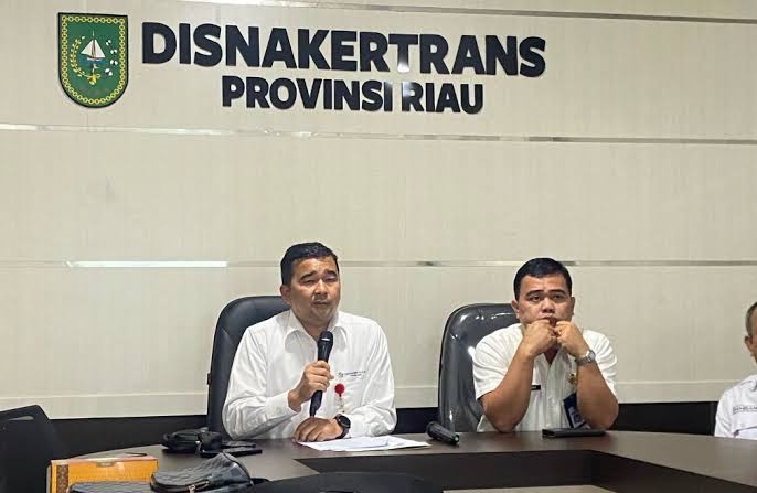Job Fair di Gelar Agustus Sempena HUT Riau 2025 Sediakan Loker  Target Disnakertrans Riau Tekan  Pengangguran