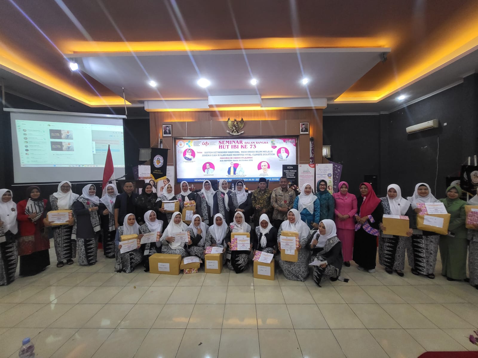 Bidan Jadi Garda Terdepan dalam Ketahanan Nasional: HUT IBI ke-73 di Kabupaten Pelalawan