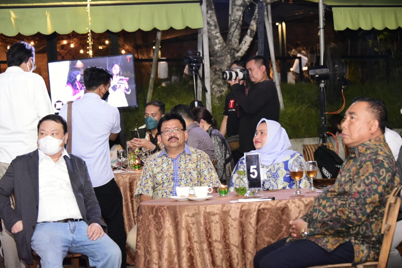 Hadiri Launcing Wajah Baru Tempo Digital, Kasmarni Ucapkan Selamat