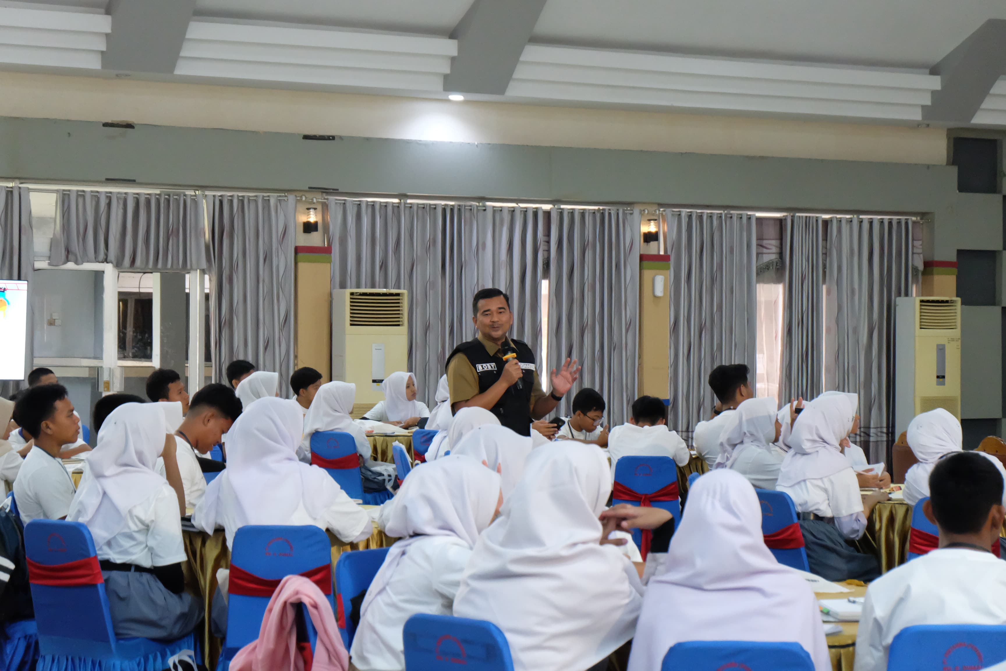 Kadisnaker trans Boby Rachmat Narsum Bulan K3 di  PT KPI RU II Dumai