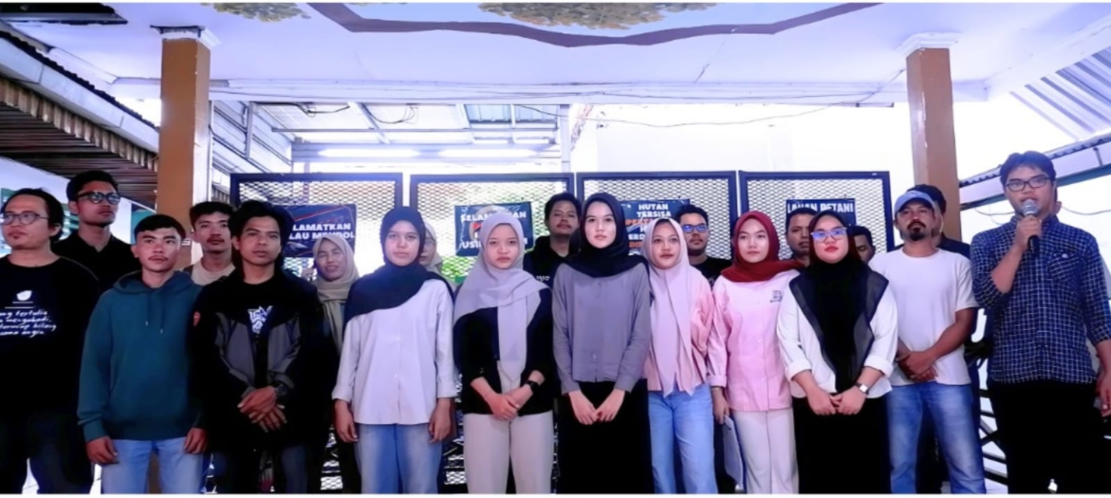 Koalisi Masyarakat Sipil Riau Desak Bebaskan Khariq Anhar, Kecam Represi Aparat dan Matinya Demokrasi