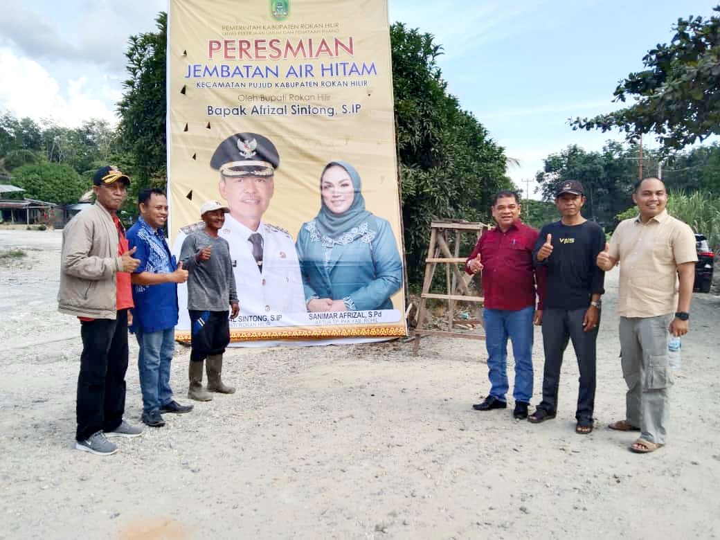 Kadis PUTR Rohil Tinjau Persiapan Peresmian Jembatan Air Hitam