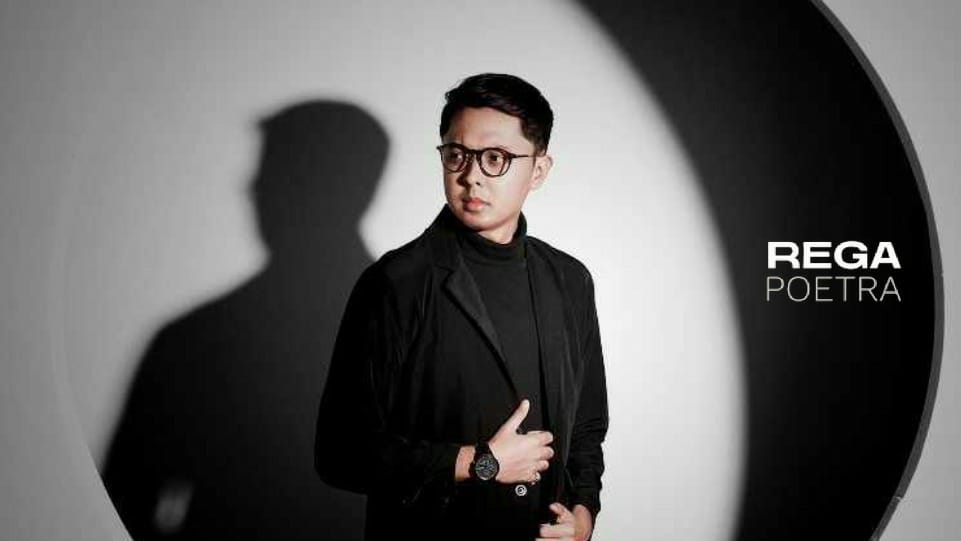 Rega Poetra, Arsitek Muda Kota Bandung Merajut Kisah Patah Hati dalam Lagu “Aku Menangis