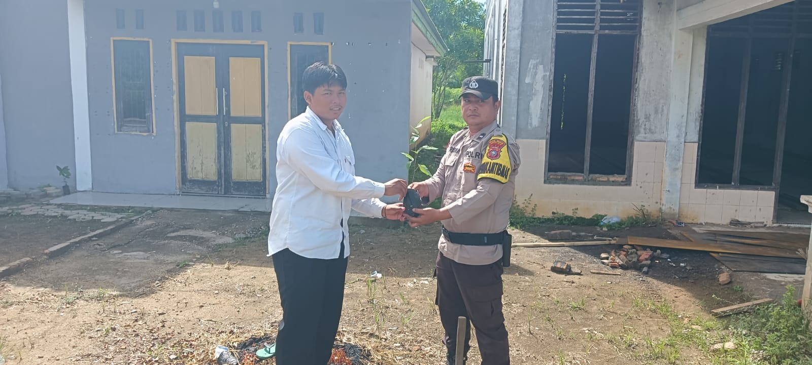 Polisi di Rimba Melintang Gelar Sosialisasi Green Policing dan Penanaman Pohon