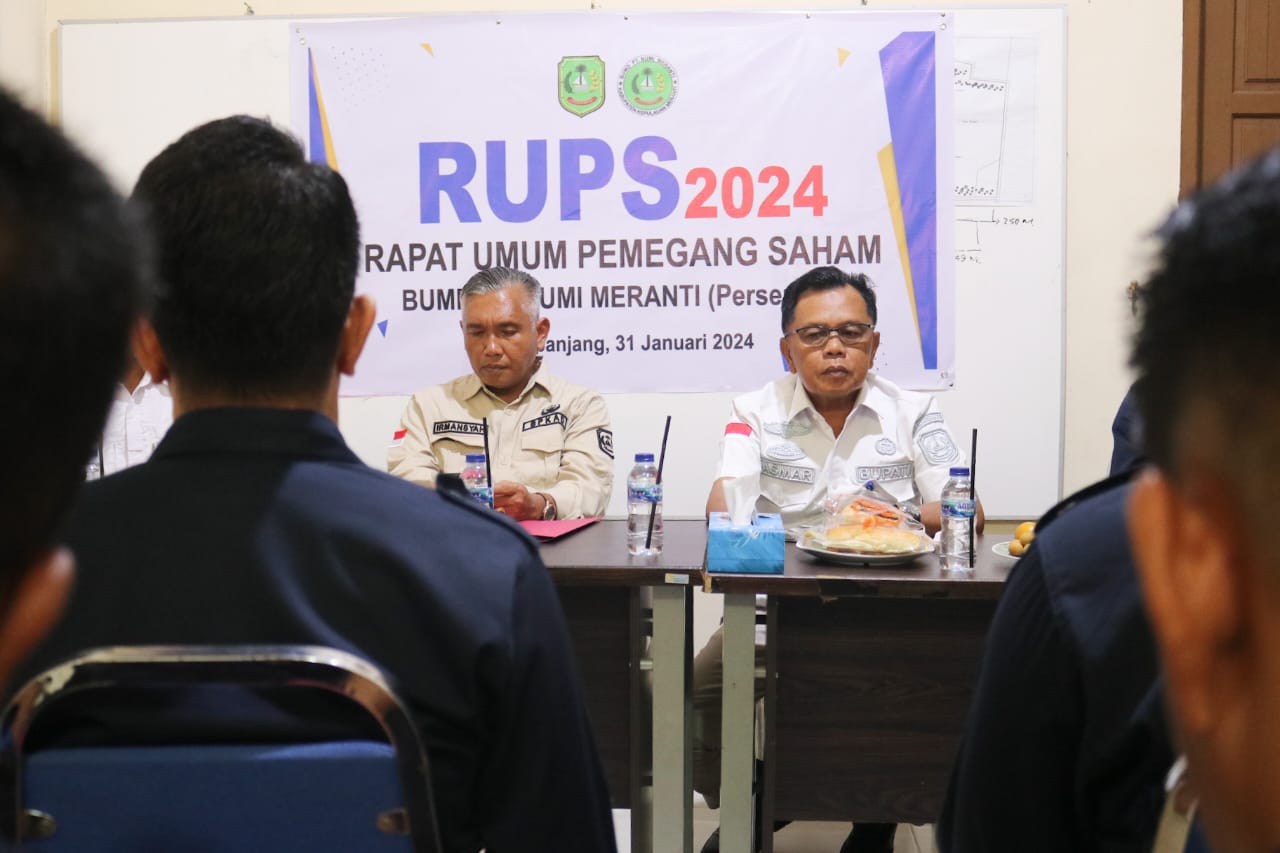 Plt Bupati Asmar Pimpin RUPS BUMD PT Bumi Meranti