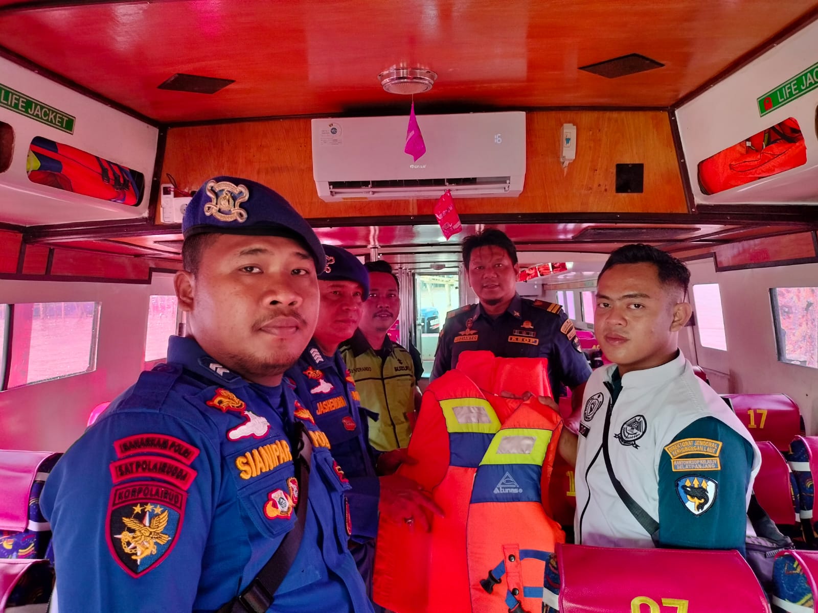 Sat Polairud & KSOP IV Selatpanjang Cek Kapal Mudik