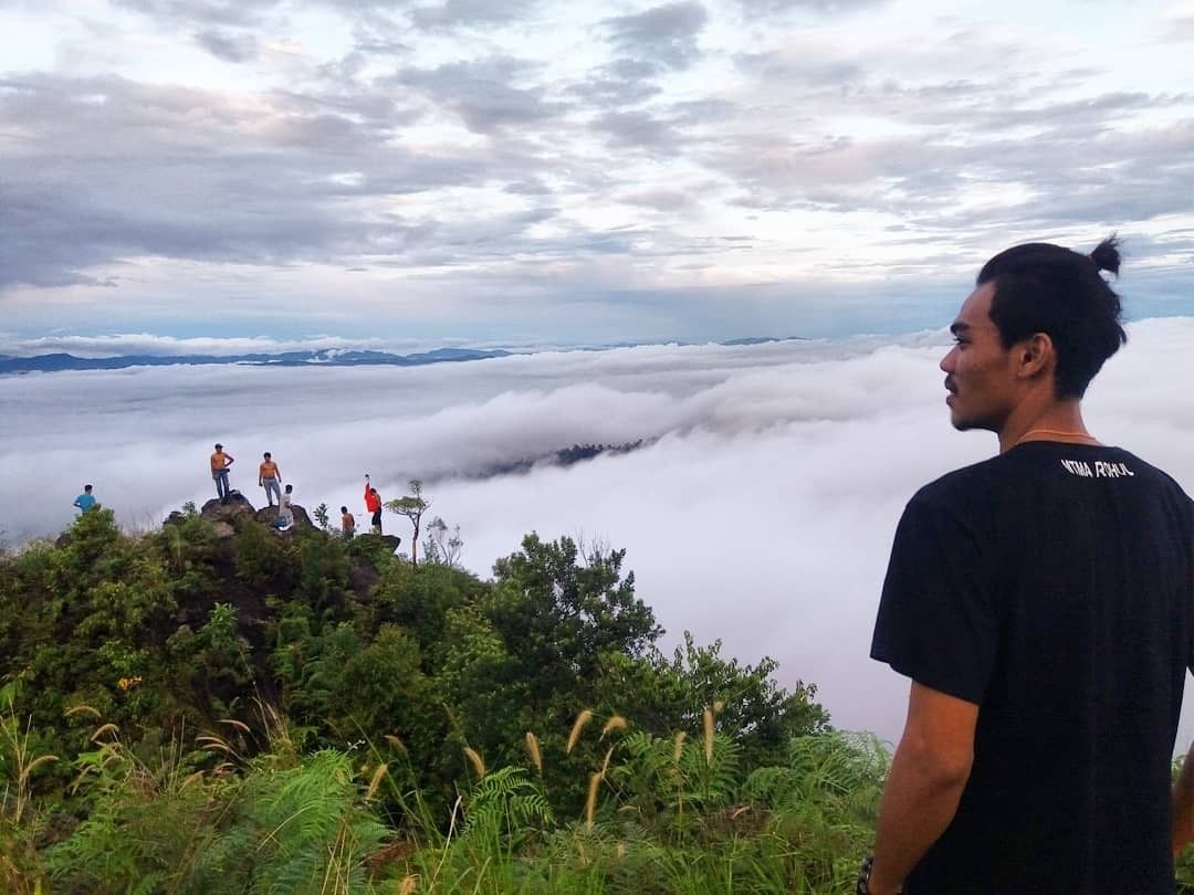 Bukit Suligi, Negeri di Atas Awan