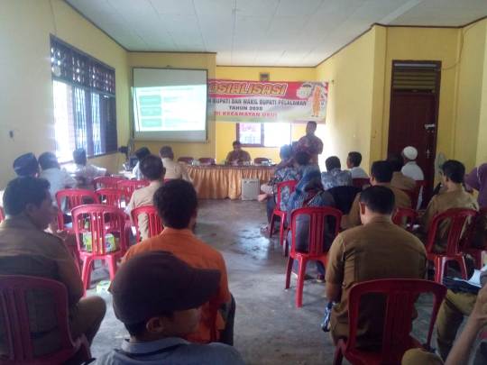   Badan Kesbangpol Sosialisasi Pilkada  Di Kecamatan Ukui