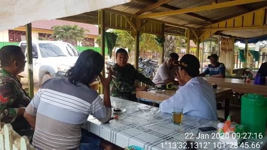 Danramil 04 Mandau Turun Temui Warganya Komsos Pencegahan Karhutla