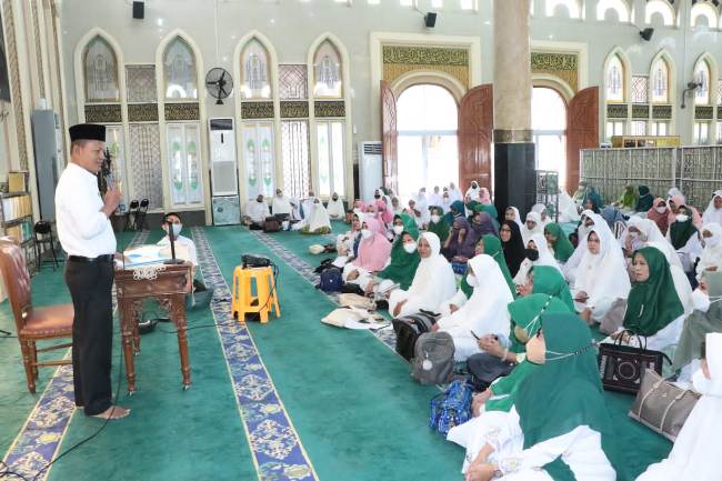 Diskominfotiksan Edukasi 500 Anggota BKMT Gunakan Medsos