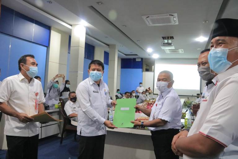 DPA di Serahkan, Sekda Rohul Minta OPD Fokus Kegiatan 