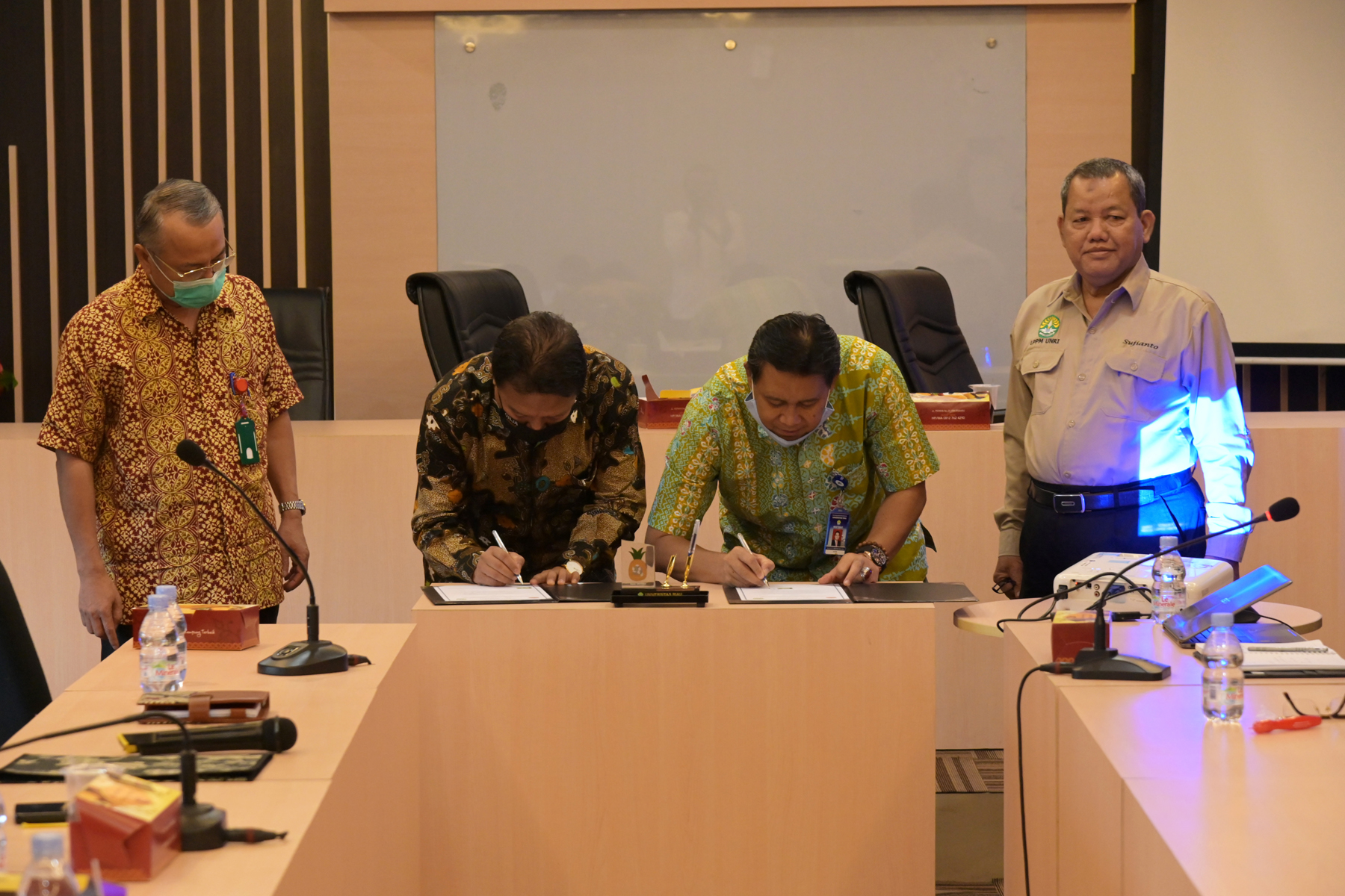 UNRI-UNJA Jalin Kerja Sama Bidang Pendidikan