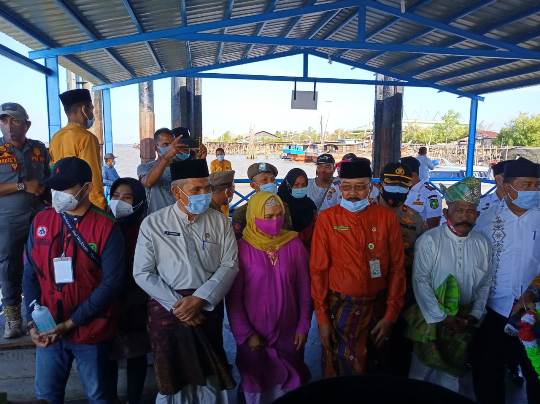 Bupati dan Wakil Bupati Meranti H.M Adil - H. Asmar Disambut Sekdakab. Meranti, Forkopimda dan Masyarakat 