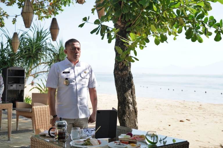 Bupati Mernti H. Adil Buka Forum RKPD dari Bali