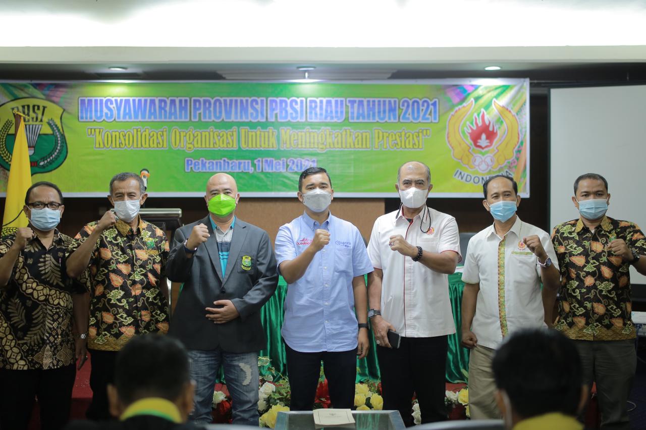 Mewakili Gubri, Kadispora Riau Membuka Musprov PBSI Riau