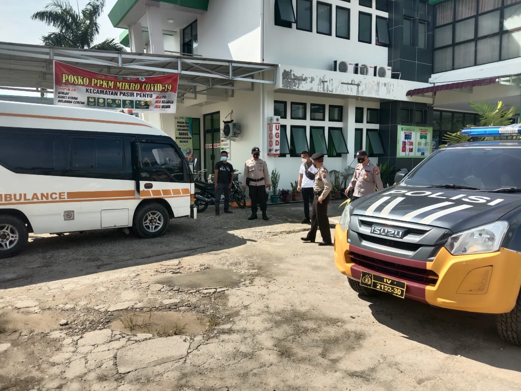 Polisi Siagakan Mobil Patroli Kawal Pasien Covid-19