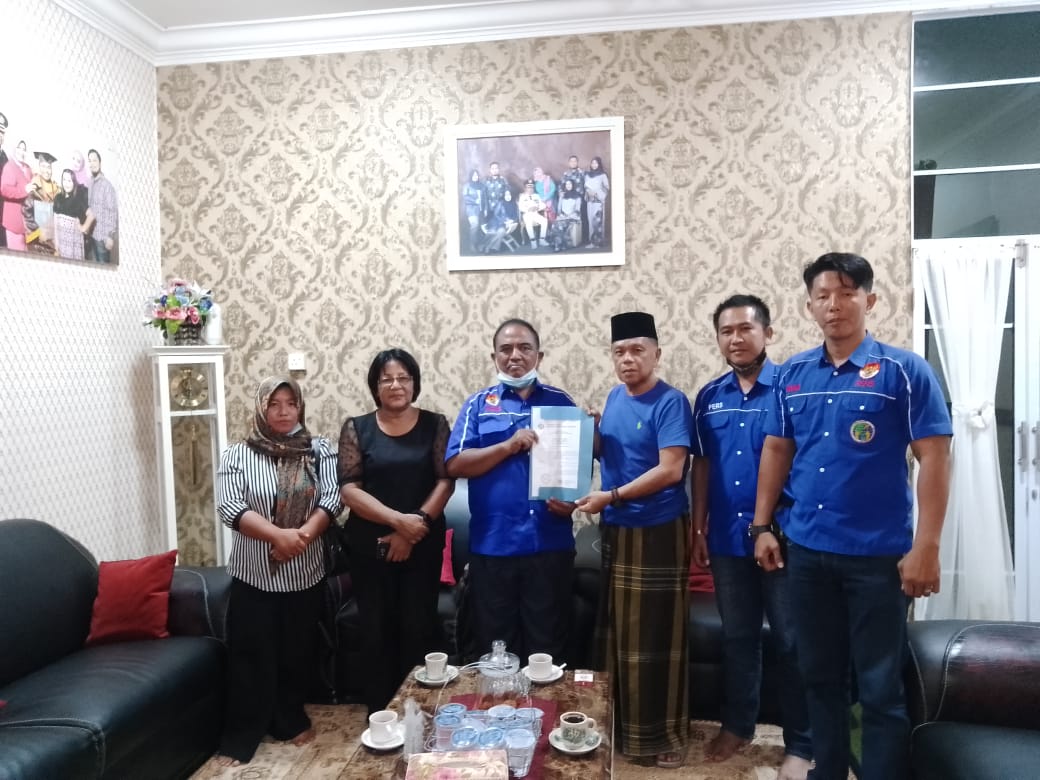 Silaturahmi Pengurus PD IWO kab. MerantiÂ  Â dengan Wakil BupatiÂ  sekaligus Penyerahan SK