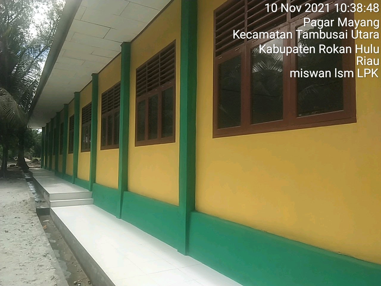 Bangunan Gedung RKB SMAN 03 Tambusai Utara Hampir Rampung