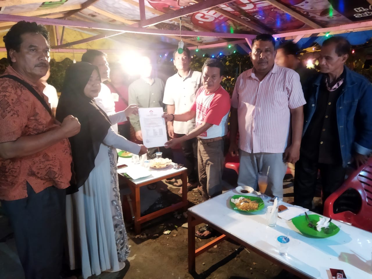 DPD LPK Riau Serahkan SK kepada Pengurus DPC Rohul Secara Simbolis