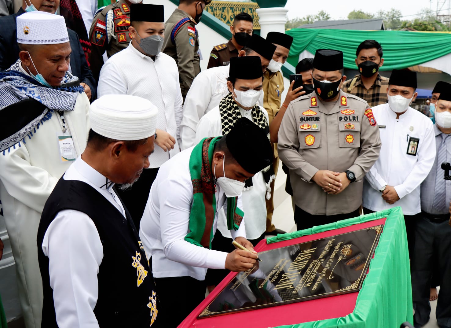 Dai Nasional Ust Abdul Somad Tausiyah Peresmian Mesjid Jami