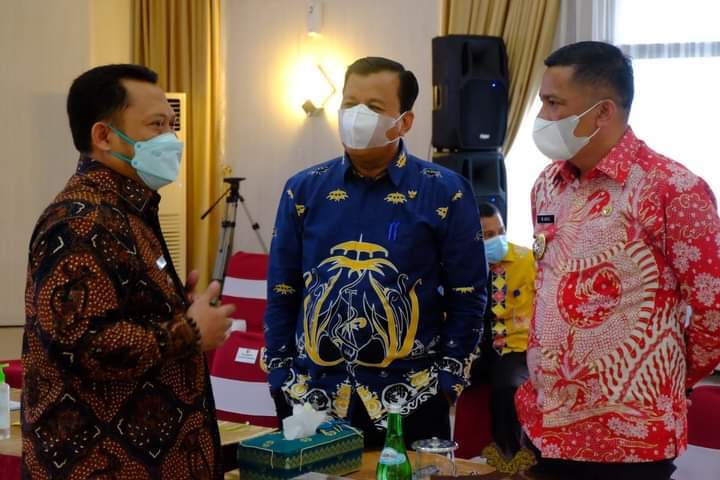 Bupati Rapat Terbatas bersama Mendagri
