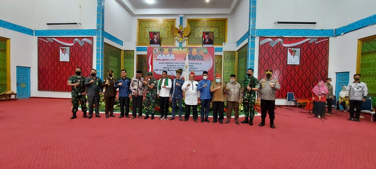 Danrem 031/Wirabima Sulaturahmi dan Pamit H Zukri : Berharap Pelalawan Punya Kodim