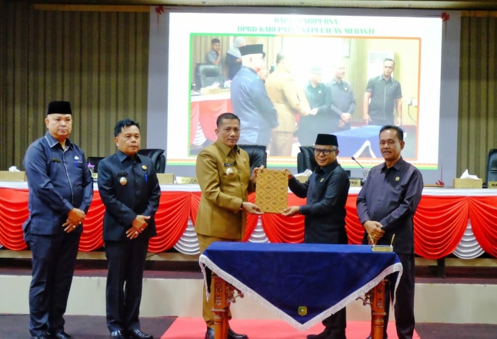DPRD Kepulauan Meranti Gelar Rapat Paripurna Pertanggungjawaban Anggaran 2021, Bupati Sampaikan Terimakasih 