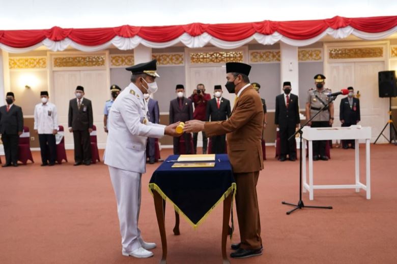 Usai Lantik Pj Bupati Kampar dan Wako Pekanbaru, Gubri Tunjuk Plt Sekwan dan Kadisdik Riau